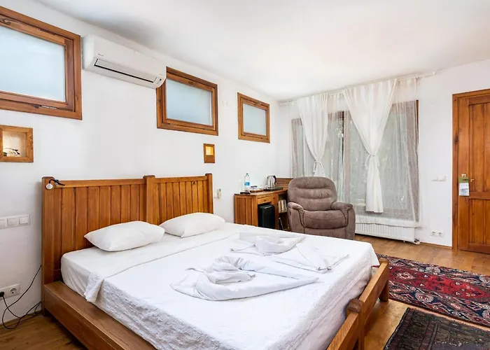 Ephesus Konukevi Kirazlı