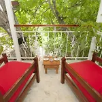 Ephesus بيت ضيافة كيرازلي