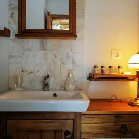 Ephesus Guest house 2*