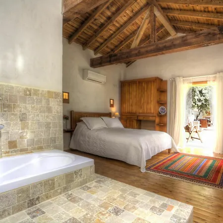 Ephesus Guest house 2*